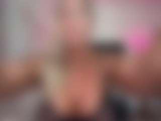 ChrisBimboVixen's Live Sex Cam Show