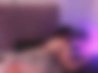 Emilie-Joness1's Live Sex Cam Show