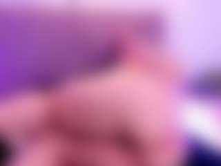 Emilie-Joness1's Live Sex Cam Show