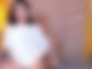 EveAura's Live Sex Cam Show