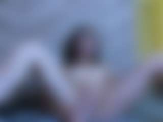 EveAura's Live Sex Cam Show
