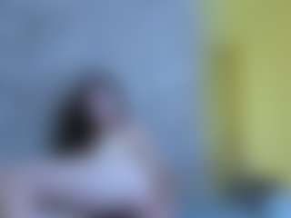 EveAura's Live Sex Cam Show