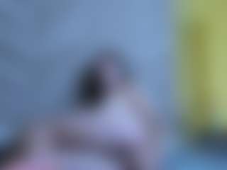 EveAura's Live Sex Cam Show
