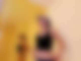 EveAura's Live Sex Cam Show