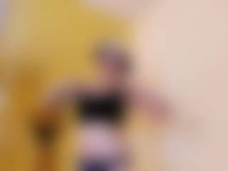 EveAura's Live Sex Cam Show
