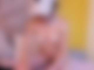 EveAura's Live Sex Cam Show