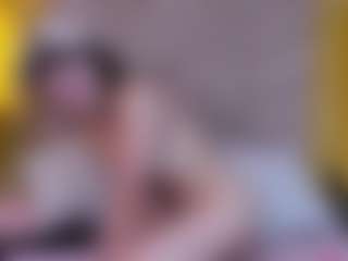 EveAura's Live Sex Cam Show