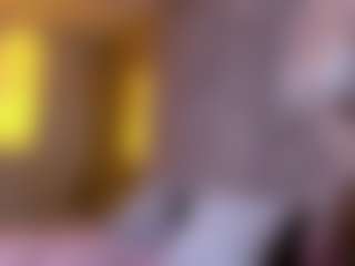 EveAura's Live Sex Cam Show