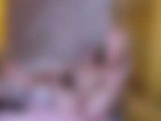 EveAura's Live Sex Cam Show