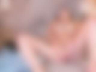 Live cam show with EveAura - Cowgirl on CamClone