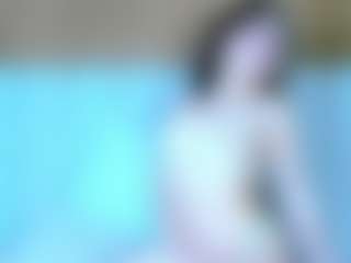 Live cam show with EveAura - Deepthroat on CamwithHer