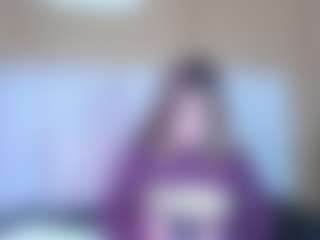 EveAura's Live Sex Cam Show