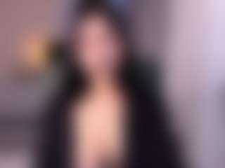 Ginaa-x's Live Sex Cam Show