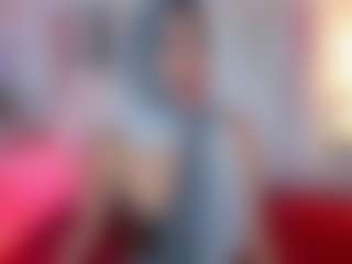 Live cam show with Giorgiina - Facial on liverealitysex.com