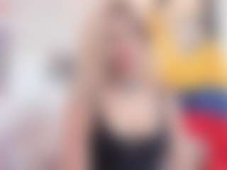 Live cam show with Giorgiina - Blonde Hair on Camsoda Late Night