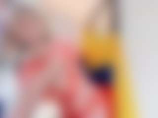 Live cam show with Giorgiina - Facial on Chatstar