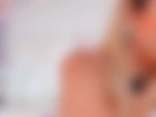 Live cam show with Giorgiina - Facial on TeamSkeetLive