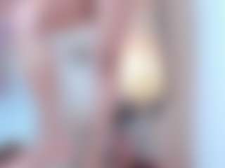 Live cam show with Giorgiina - Oral on Uber Horny