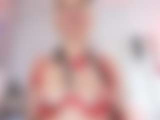 Live cam show with Giorgiina - Petite on Gym Cam Girls