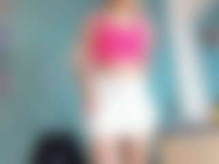 Live cam show with Giorgiina - Blonde Hair on Cam Slut
