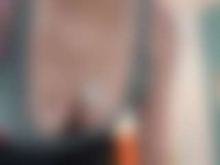 Live cam show with Giorgiina - Camel Toe on Camiplay Live