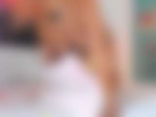 Live cam show with Giorgiina - Blonde Hair Small Tits on Camsoda