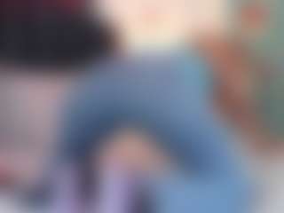 Live cam show with Giorgiina - Tease Blonde Hair on Camsoda