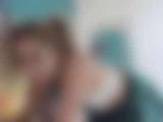 Live cam show with Giorgiina - Foot Fetish Blonde Hair on Camsoda