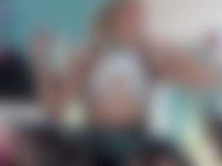 Live cam show with Giorgiina - Foot Fetish Blonde Hair on Camsoda