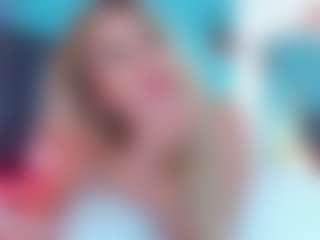 Live cam show with Giorgiina - Oral on Camsoda.co