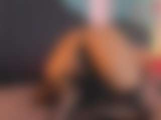 Live cam show with Giorgiina - Drinking on Strip Flash - Live Sex Shows