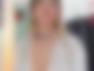Live cam show with Giorgiina - Small Ass on Camsoda