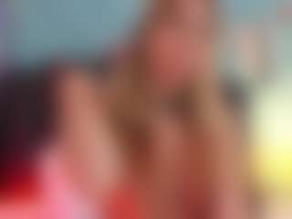 Live cam show with Giorgiina - Oral on Camsoda