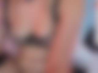 Live cam show with Giorgiina - Lush on Big Tits