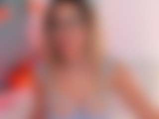 Live cam show with Giorgiina - Blonde Hair Petite on fapnchat