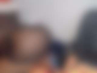 Live cam show with Lacieybrown - Mature on boobsie.com