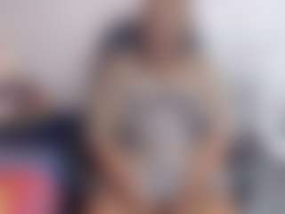 Live cam show with Lacieybrown - Granny on CamwithHer | south africa
