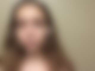 Live cam show with LaunaDraine - Control on Camversity