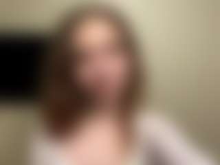 Live cam show with LaunaDraine - Big Tits on studioflirtlive.com