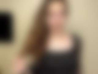 Live cam show with LaunaDraine - Average on Free Soda