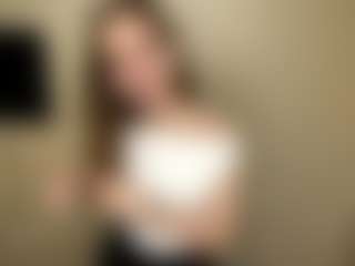 Live cam show with LaunaDraine - Public on sexytreat.net