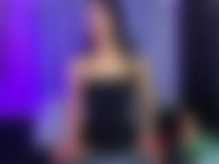Live cam show with luna-bella23 - Petite on mypornchat.com