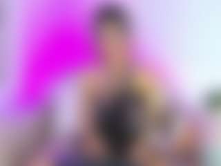 Live cam show with luna-bella23 - Smoking on https://playwithruby.com