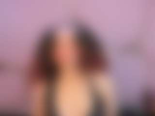 Live cam show with MiaCarterSS - Shaved Pussy on 1on1-livenow