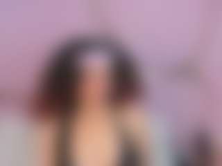 Live cam show with MiaCarterSS - Ebony on Camsoda