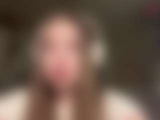 Live cam show with Annabelle - College on Streamer API