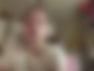 Live cam show with Annabelle - Petite on studioflirtlive.com