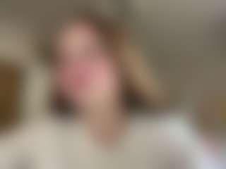 Live cam show with Annabelle - Blue Eyes on livesuperchat.net