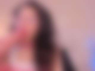Live cam show with Sara - Sexy on Dolls Live