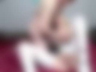 Live cam show with Sn-Tur - Shaved Pussy on studioflirtlive.com